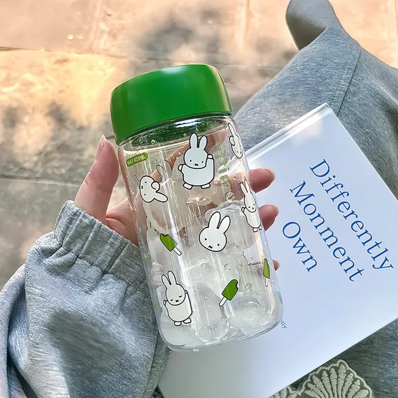 Kawaii Miffy Söt sommarvattenkopp tecknad kanintryck Enkel stil Transparent plast Bärbar kaffekopp flickpresent — image 3