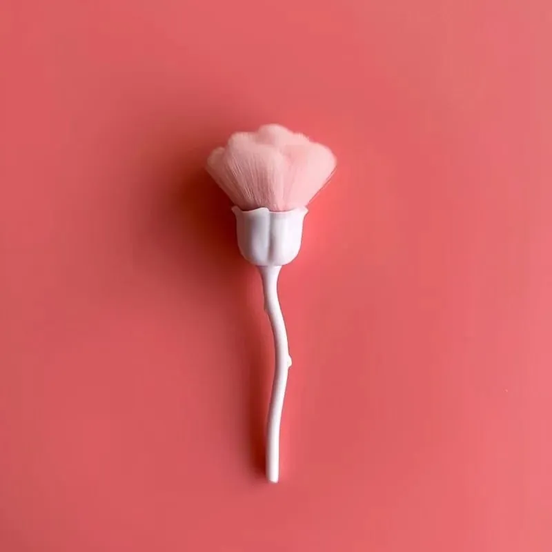 Una spazzola per polvere per unghie a forma di rosa Setole morbide Fondotinta per trucco Strumenti per fard e fondotinta Pennello per bellezza per fondotinta — image 10