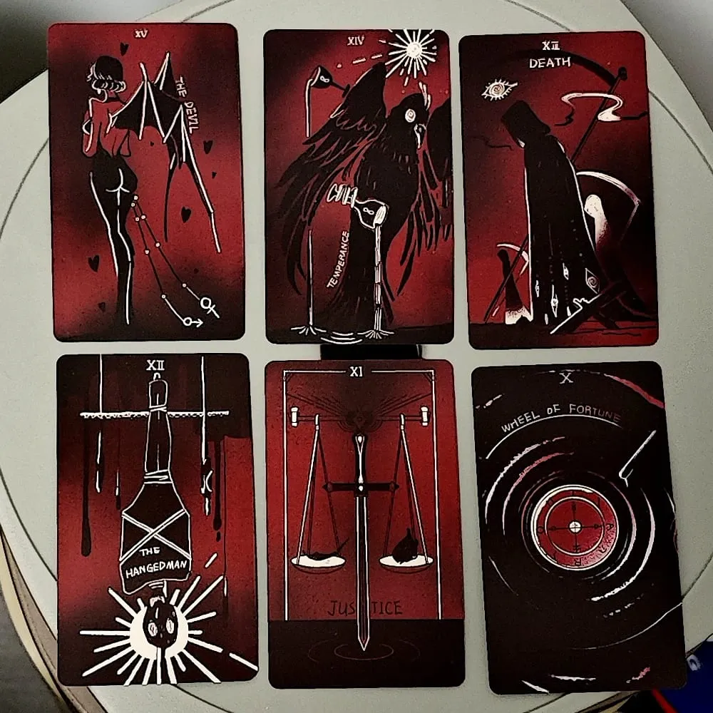 10.3*6cm - Dirty Red Tarot Deck 78 Pcs Tarot Cards Channel Energy Through Bold Strokes and Striking Contrasts