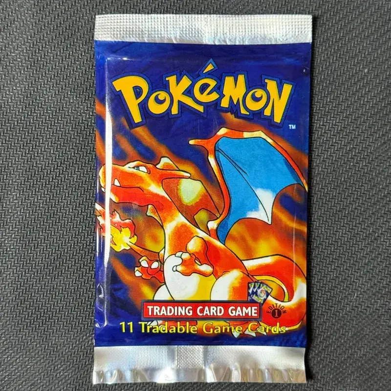 Booster Pack 11ks/sáček Balení 1. edice Charizard Kolekce sběratelských karetních her Battle Booster Toys Boys dárek