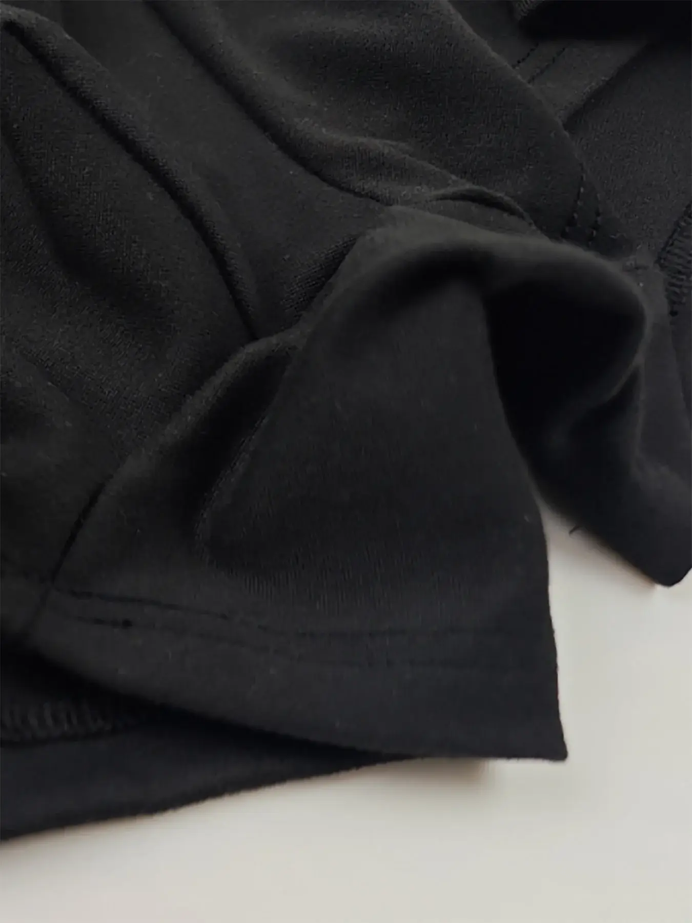 4PCS Trendy Men's Light Luxury Underwear: Four Color Combinations, Comfortable, Elastic and Unique Belt Design Men's Underwear — image 5
