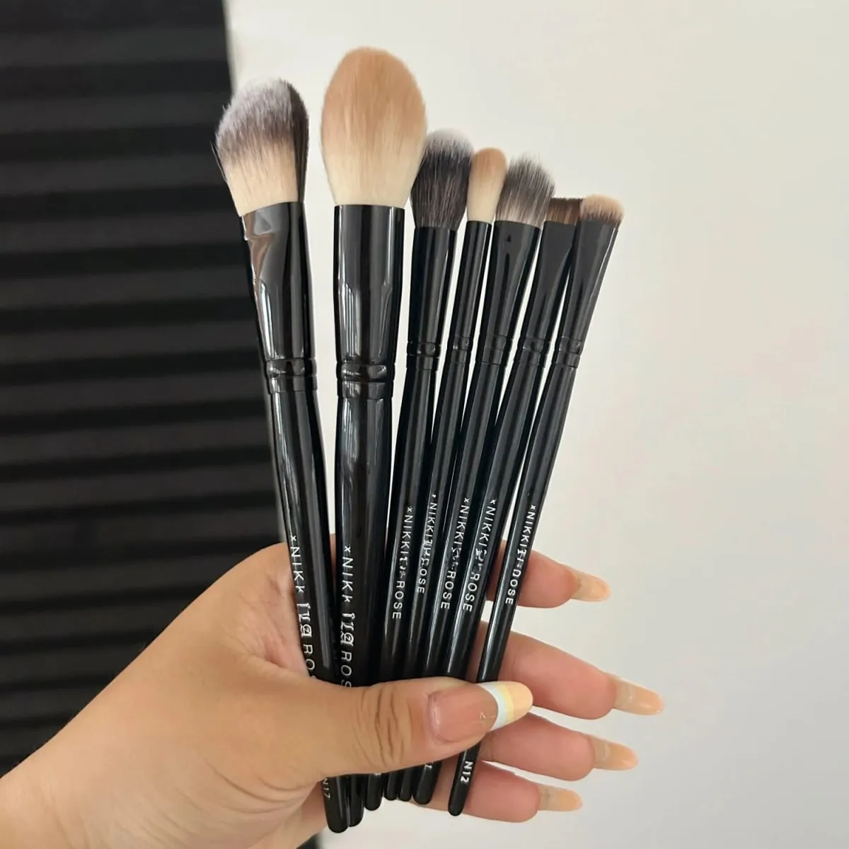 BKNikki Pro Artist ชุดแปรงแต่งหน้า 7 ชิ้น Professional Face Powder Blush อายแชโดว์ Brow Liner แปรงเครื่องสำอาง — image 4