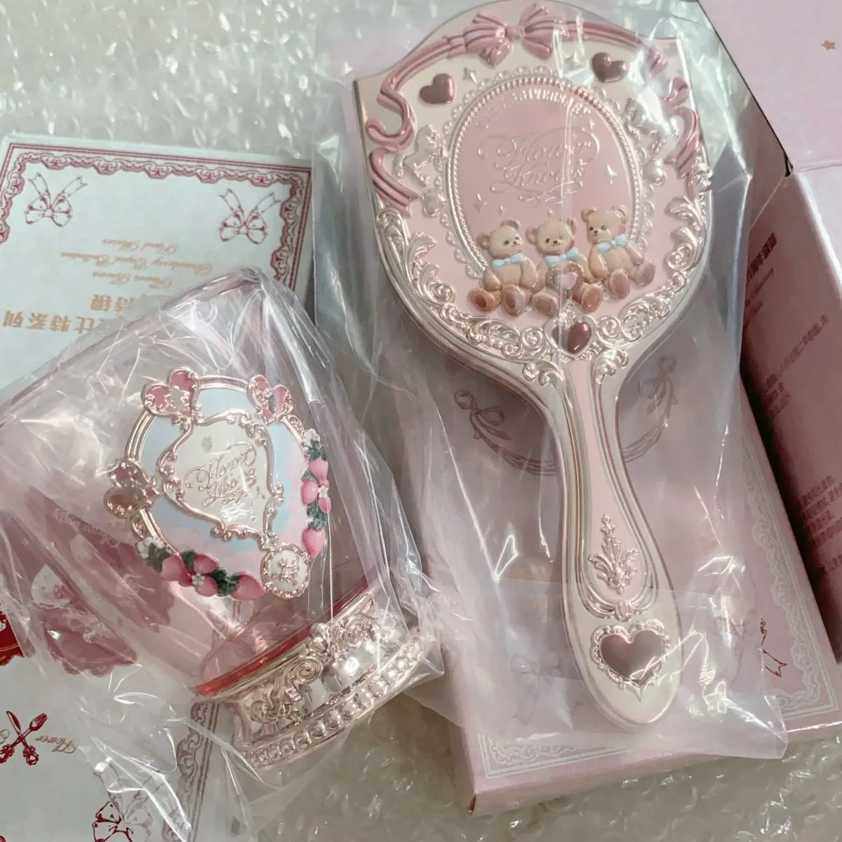 ดอกไม้รู้ 9th ครบรอบแปรง Paddle แปรงผม Air Cushion หวีผม 17*8 ซม. Flowerknows ผู้ถือแปรง — image 1