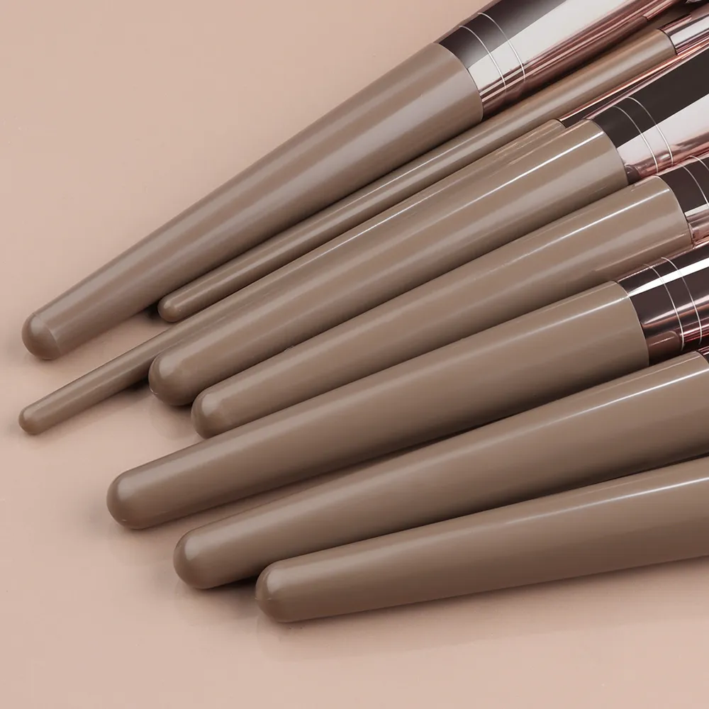 3-20 pezzi pennelli per trucco set fondotinta ombretto, fard evidenziatore morbido e soffice correttore pennello per miscelazione Kabuki strumento di bellezza femminile — image 2