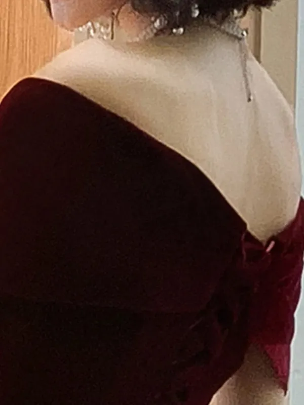 Lautaro Spring Long Luxury Elegant Wine Red Soft Velvet Evening Party Wedding Dresses for Women 2022 Off Shoulder Maxi Dress — image 7