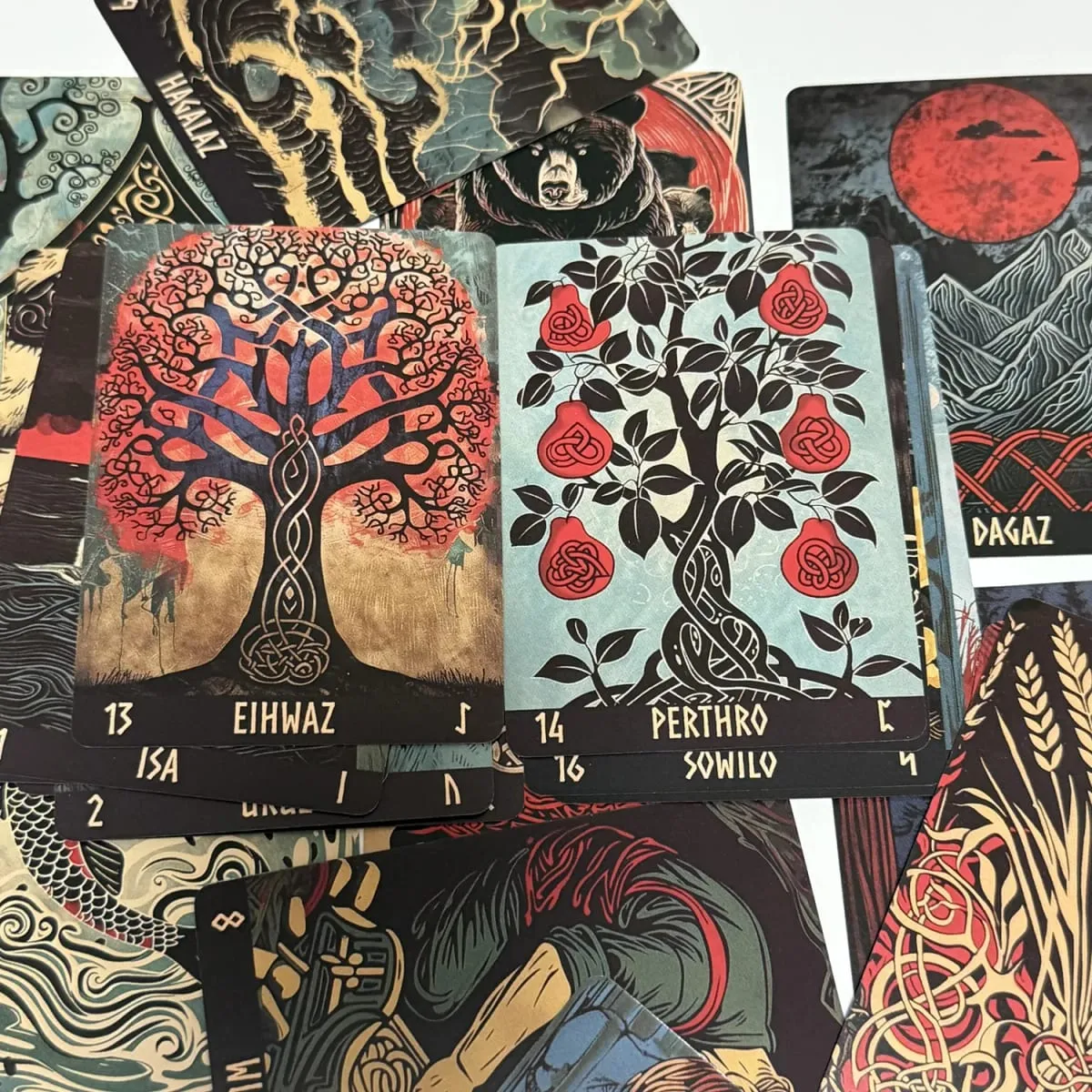 Norwegian Woodcut Runes Deck 24pcs English Version The Elder Futhark Runes Deck Oracle — image 3
