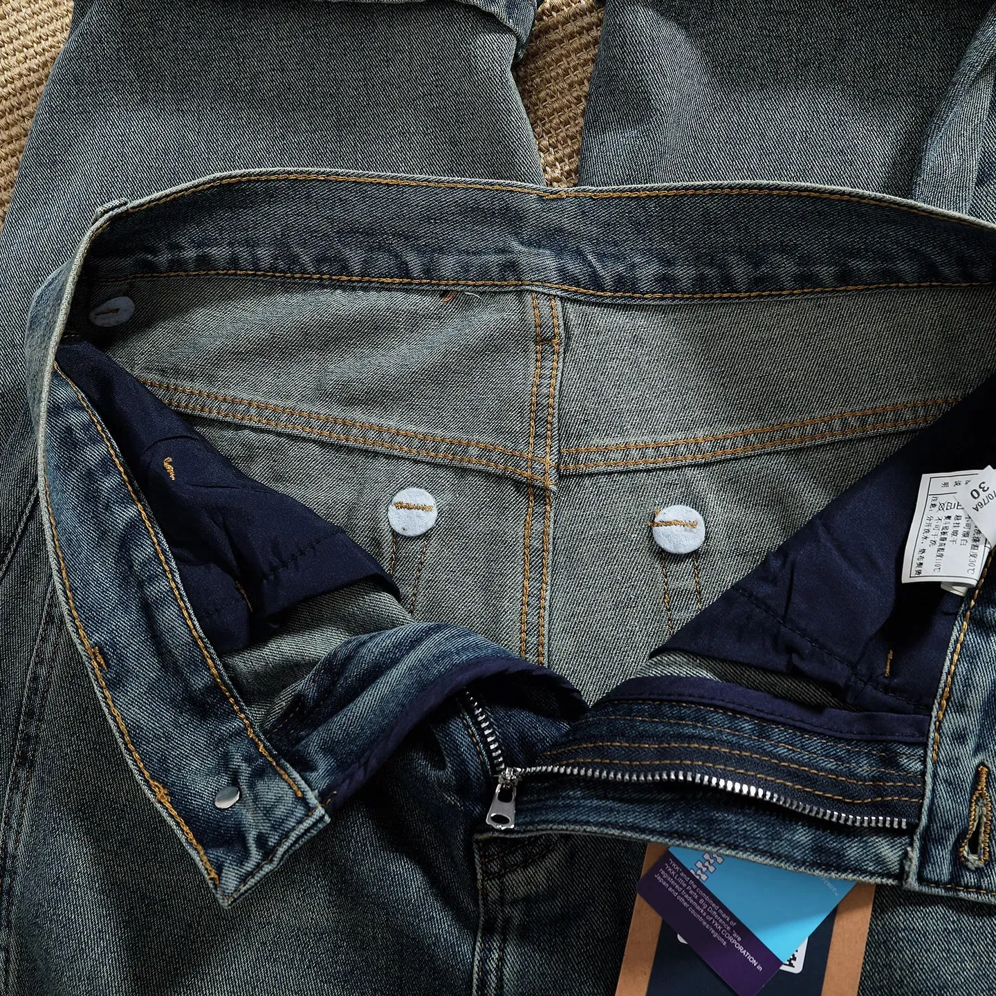 Retro distressed whiskering jeans til mænd tredimensionelle split silhuet brede ben løse denimbukser — image 4