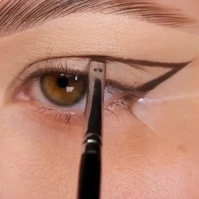 3 Teile/satz Klinge Eyeliner Pinsel Augenbraue Pinsel Tragbare Flache Fein Eye Liner Stirn Kontur Make-Up Pinsel Bilden Werkzeug Großhandel 2025 — image 2