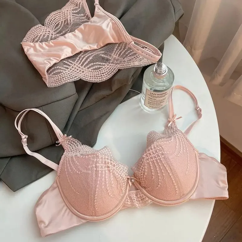 สุภาพสตรีชุดชั้นในลูกไม้ชุด PURE Desire ความงามลึก V สายรัดบางถ้วยบางนุ่ม Underwire Push-Up Bra กางเกง S-XL