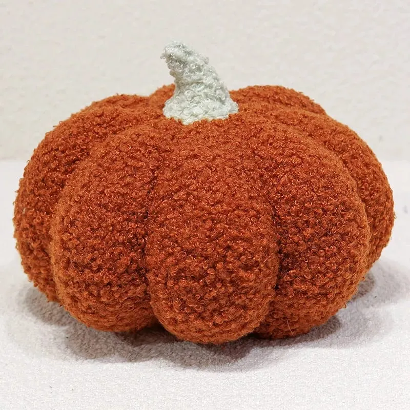 Mehrfarbiges Kürbis-Plüschkissen, weich gefülltes Kürbiskissen, Heimdekoration, süßes Plüschtier, Halloween-Geschenk, Nachttischkissen