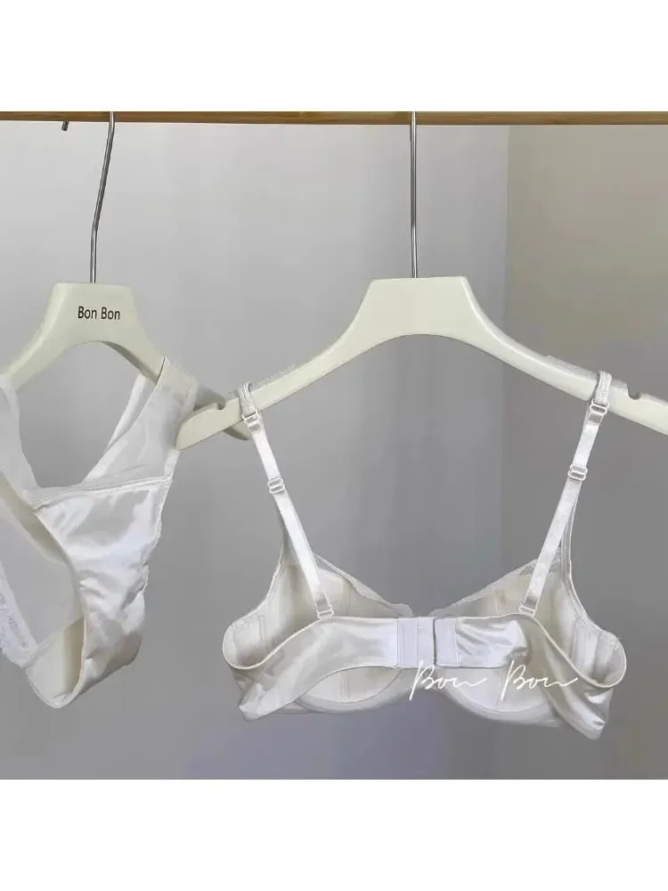 Französischer Luxus-Seiden-BH für Damen mit kleiner Brust, verstellbares Schlankheits-Bralette- und Höschen-Set, bequem, sexy, transparentes Dessous-Set — image 2