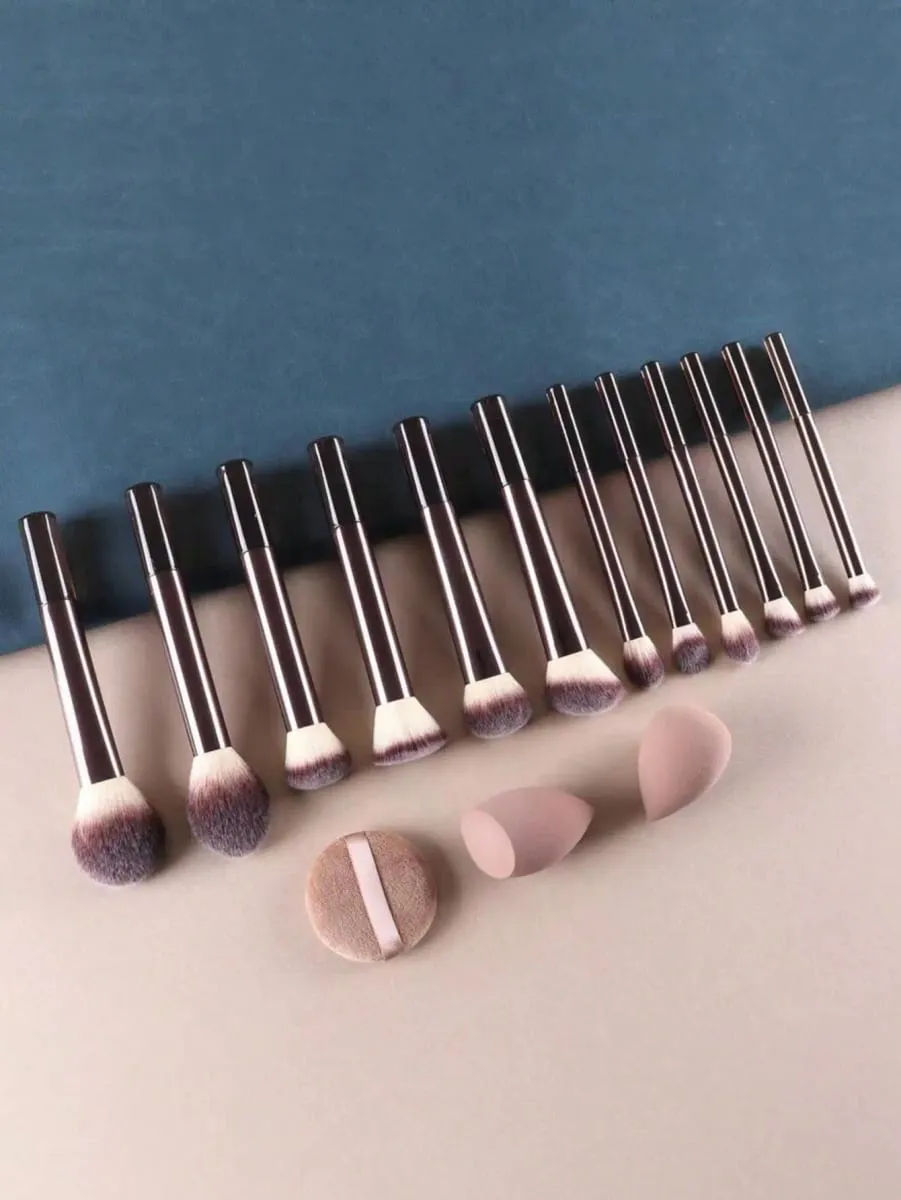 15Pcs 메이크업 브러쉬 세트 소프트 페이스 아이 코스메틱 브러쉬 뷰티 스펀지 파우더 퍼프 메이크업 도구 키트 완료 — image 5