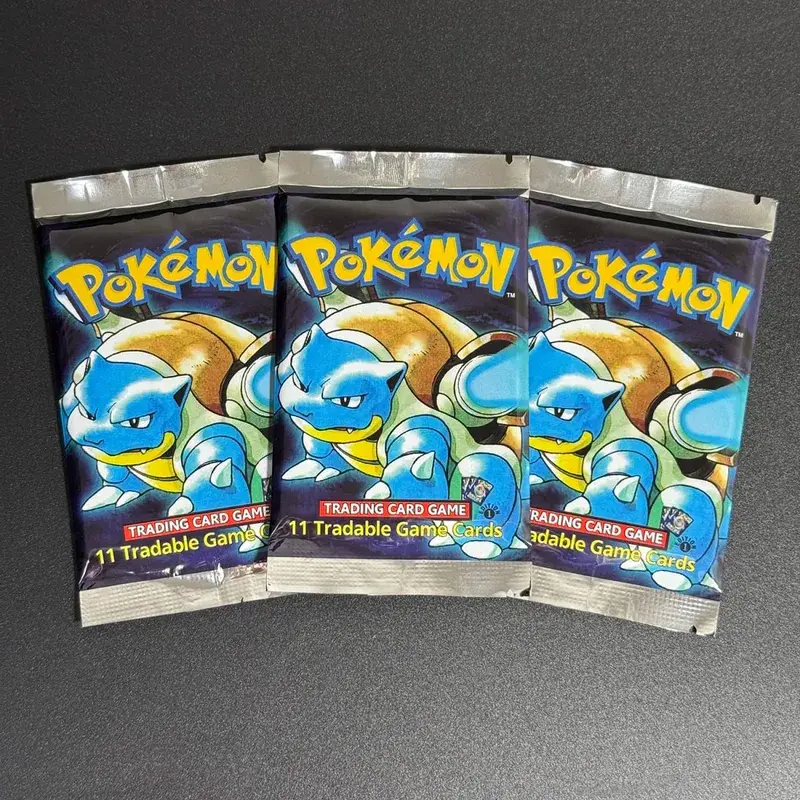 1ST Edition ชุดฐาน 1999 Booster Pack TCG ชุดฐานไม่จำกัดการ์ดเกม Pokemon Charizard Blastoise Venusaur PTCG สะสม — image 11