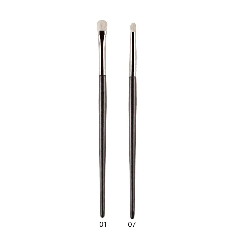 1pc White Pony Hair Ombretto Pennelli per trucco Piccola sbavatura Precisione Piega Dettaglio Smussatura Ombretto Pennello per trucco Liner Labbro