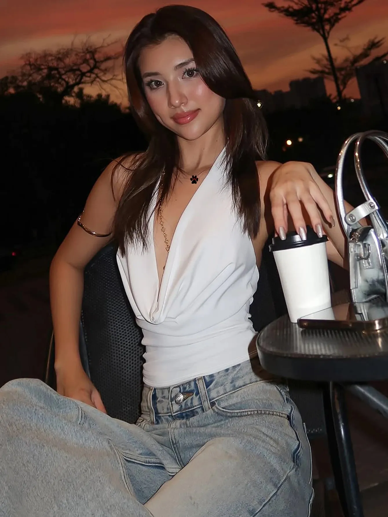 Dulzura Halter Kolar Berayun Tanpa Lengan Tanpa Belakang Bodycon Tank Top Padat Seksi Kasual Y2K Tops Pesta Club Street Pakaian Musim Panas — image 5