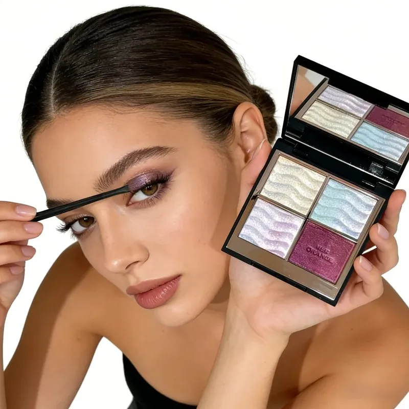 Palet Eyeshadow 4 Warna Herorange dengan Kuas Glitter Warna-warni Berkilau Multi-guna sebagai Sorotan & Perona Pipi untuk Pesta & Hadiah Sehari-hari — image 2