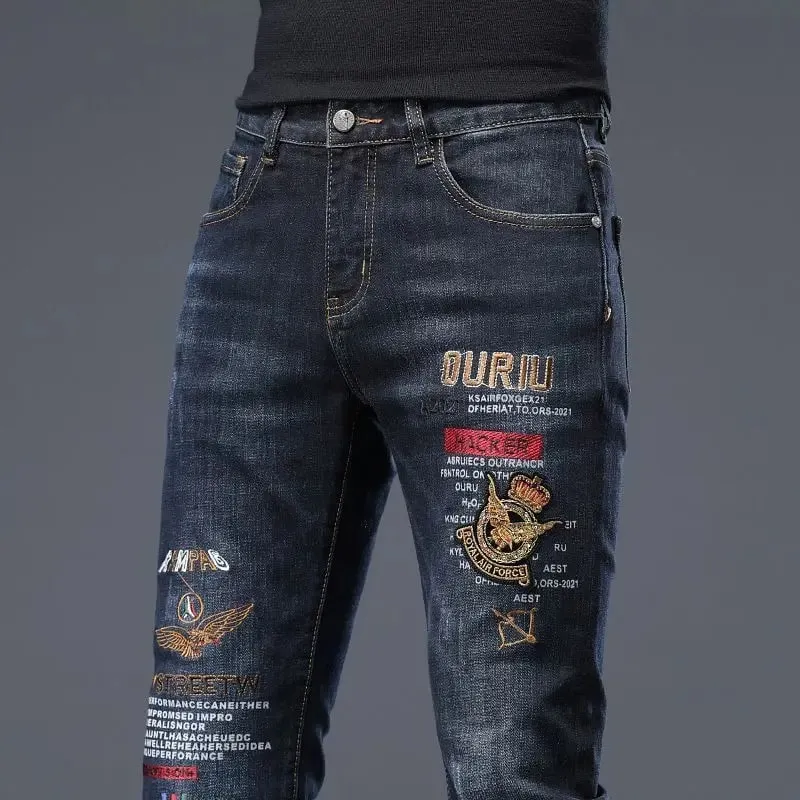 High-end กางเกงยีนส์ผู้ชายฤดูร้อนใหม่เย็บปักถักร้อยพิมพ์ Slim-fit ขนาดเล็กกางเกง Punk เสื้อผ้าแบรนด์หรูกางเกงยีนส์ผู้ชาย — image 2