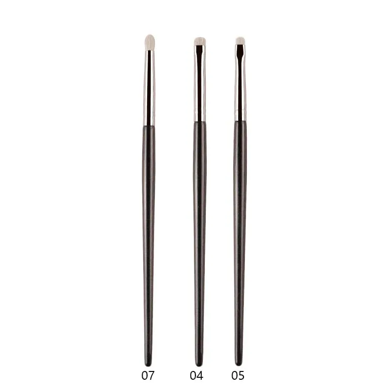 1pc White Pony Hair Ombretto Pennelli per trucco Piccola sbavatura Precisione Piega Dettaglio Smussatura Ombretto Pennello per trucco Liner Labbro