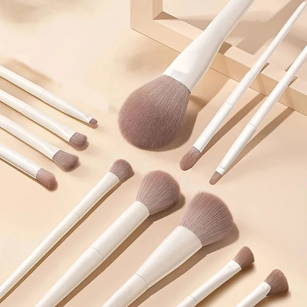Set di pennelli per trucco professionale da 12 pezzi con pennelli Kabuki e setole in nylon - Kit completo adatto per fondotinta e fard — image 3
