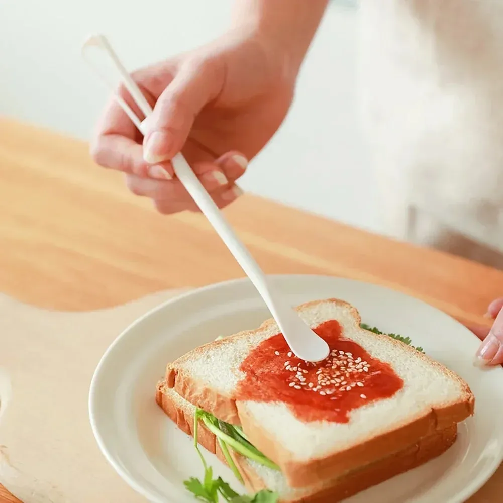 1 PC Æggepiskeris Plast Multifunktionel Mini Håndæg Pisker Køkkenredskab med teske Æggebageværktøj Fløderørestav — image 5