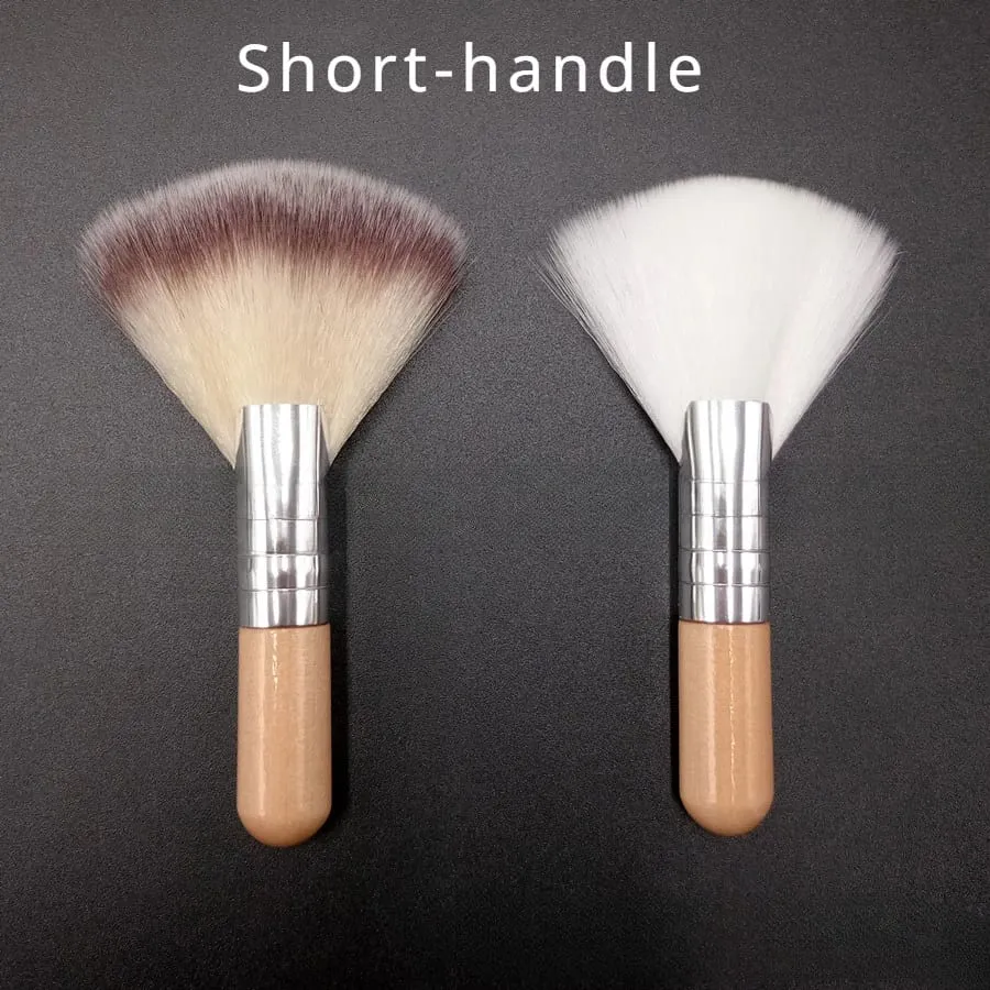 Mini pinceau de maquillage, esthéticien doux, nettoyage cosmétique, petit manche court en bois blanc, pinceaux en éventail en fibres synthétiques pour le visage