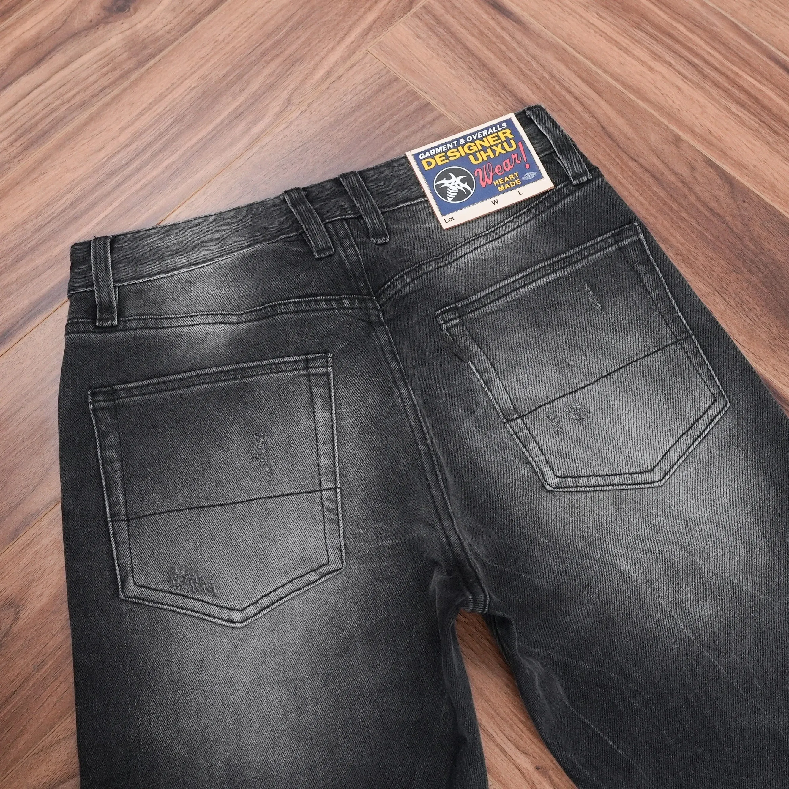 Jeans in denim nero-grigio lavato a molla di alta qualità per uomo Pantaloni casual comodi e dritti dal design invecchiato con buco strappato — image 3