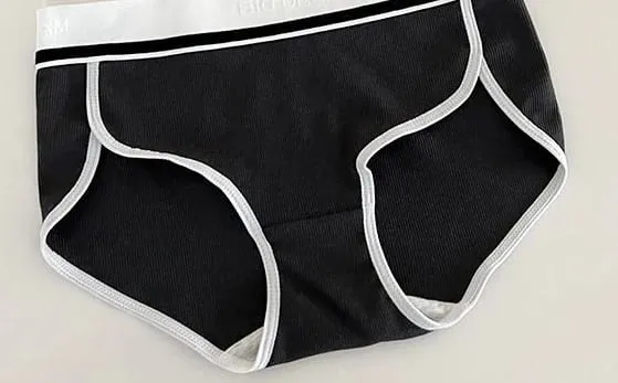 Nahtlose Sport-Bralette für Teenager, kabellos, Anti-Sagging, dünne Körbchen, kleine Bruststütze, Racerback, leichtes BH-Set, Dessous — image 23