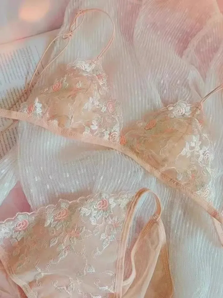 Fransk ren Desire Broderet Blonde Drømmetrekant Skål uden bøjle Tyndt bælte Lille BH-sæt Ultratyndt sexet BH-sæt — image 2