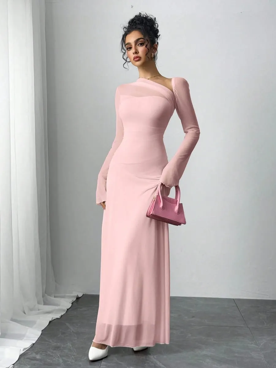 Nuovo abito ultra lungo da donna primavera/estate in tulle rosa esplosione slim con spalla diagonale irregolare — image 4