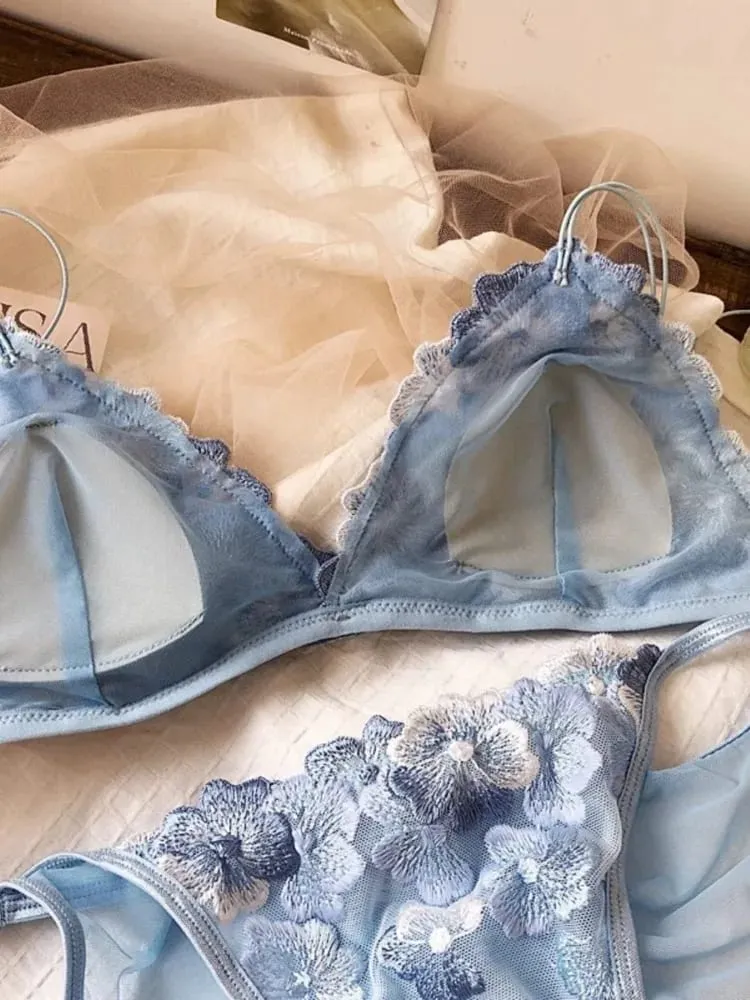 Conjunto de lencería de nicho francés, Bralette con copa triangular de malla bordada, sin aros, encaje Retro, sujetador fino y Sexy cómodo, Tushy MOYISU de EE. UU. — image 6