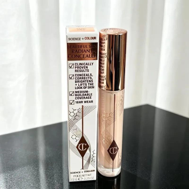 Charlotte Tilbury Starlight Powder Compact og Concealer Medium til fuld dækning Oplysende Vandtæt Hydrating Dewy Finish — image 14