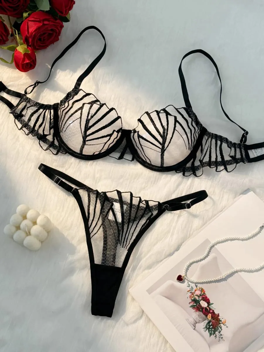 Set Pakaian Dalam Jaring Tipis Sulaman Daun Hitam Bra Berwayar & Seluar Dalam Wanita Seksi Boleh Laras ZA824058 — image 2