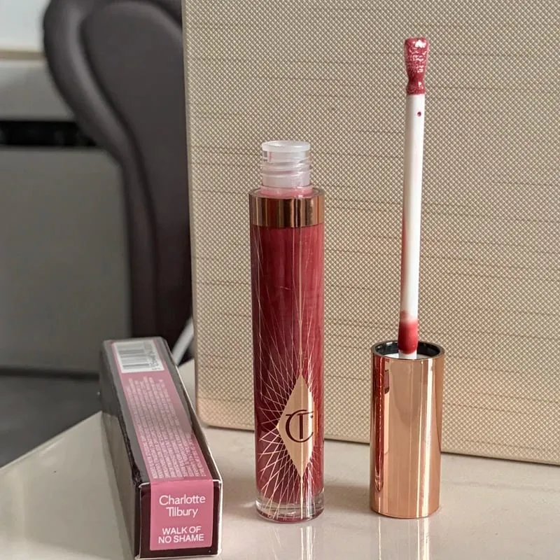 Charlotte Tilbury CT – ensemble de maquillage, hydratant pour les lèvres au collagène léger, poudre pressée pour une finition impeccable, fard à paupières quatre couleurs — image 10