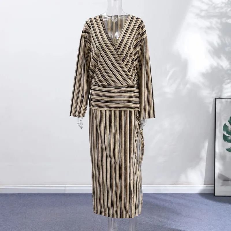 Casual Stripe Maxi ชุดเดรสผู้หญิงหลวมแขนยาวคอวีลึกข้อเท้าความยาวชุด 2026 ใหม่สุภาพสตรีฤดูร้อนวันหยุดชายหาดชุด