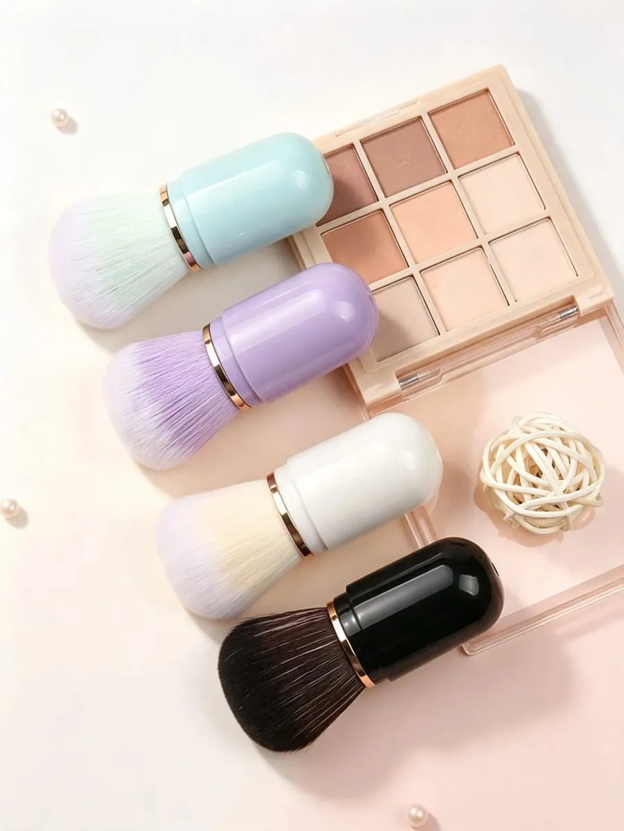1 Buah Kuas Rias Kapsul Mini Dapat Ditarik Kuas Foundation Perjalanan Multifungsi dengan Tutup Pelindung Alat Rias Portabel Cocok untuk Concealer Blush Contouring Saat Dalam Perjalanan dan sebagai Hadiah — image 1