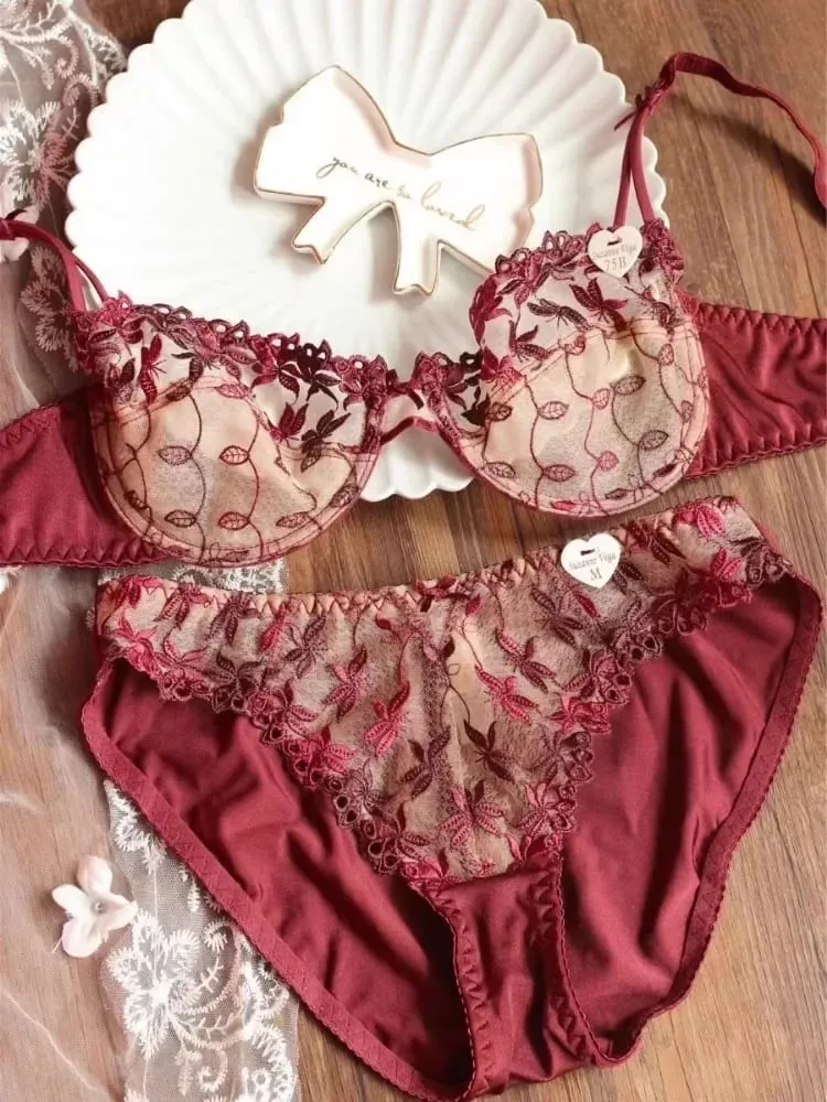 Estilo vitoriano plus size conjunto de sutiã de renda vermelha sexy underwire suporte para seios grandes feminino elegante lingerie arco design — image 3