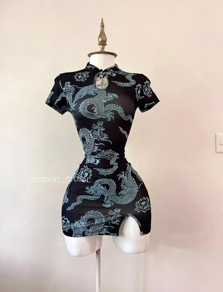 National Trend Style Dragon Mønster Forbedret Cheongsam kortærmet stand-up krave med knappet sexet slids kort nederdel — image 3