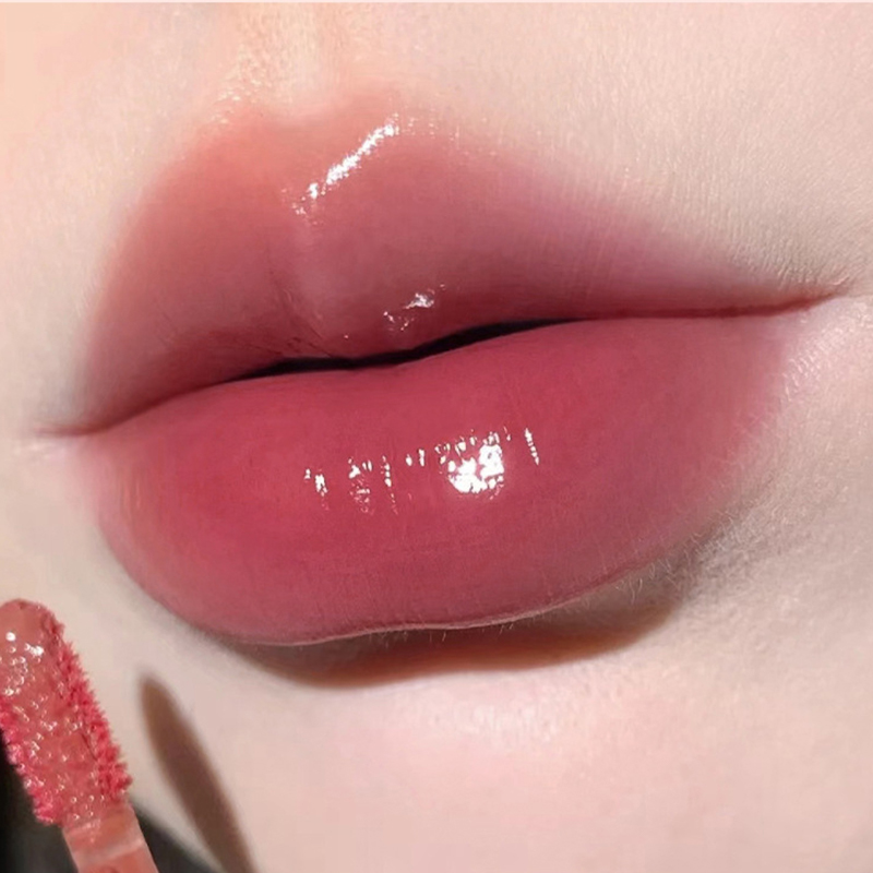 Leichter, glasartiger Lippenlack – feuchtigkeitsspendende Formel mit Spiegelglanz; Wischfest, langlebig und hautaufhellend