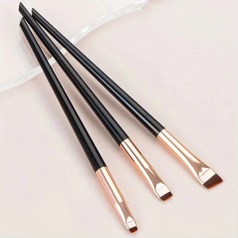 3-teiliges Eyeliner- und Augenbrauenpinsel-Set – ultrafeine und flache Spitzen für präzise Kontrolle und hochwertiges, präzises Auftragen von Make-up — image 6