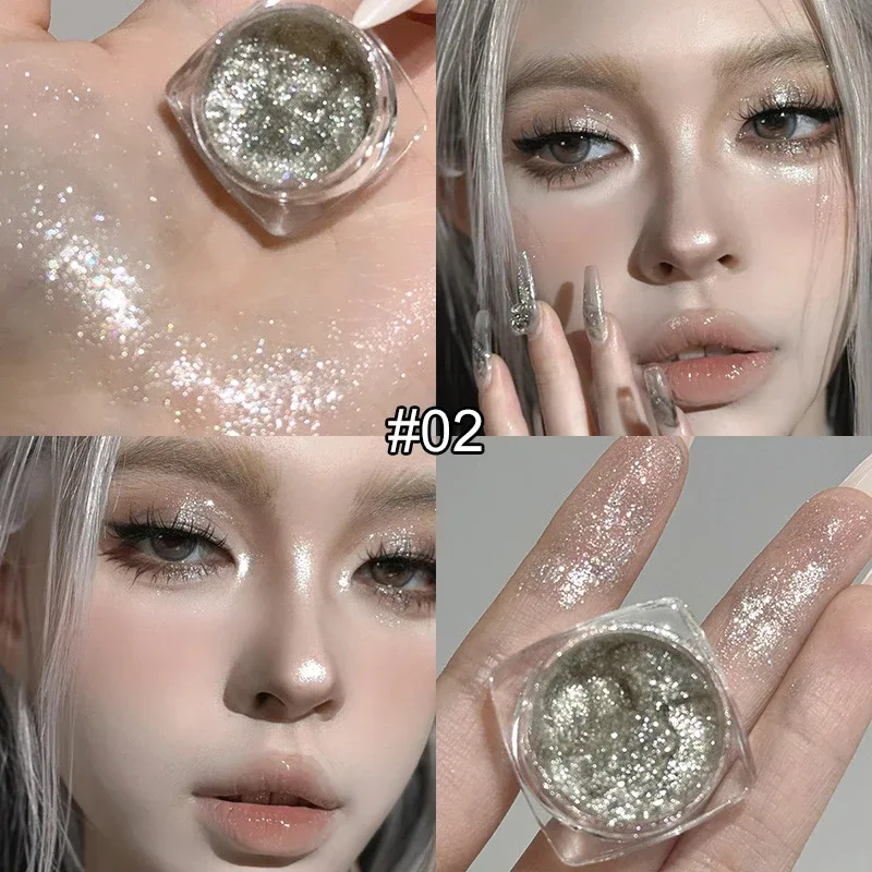 Fard à paupières unique – Finitions ultra scintillantes, mates soyeuses et nacrées lumineuses pour un maquillage quotidien audacieux et délicat des yeux. — image 12
