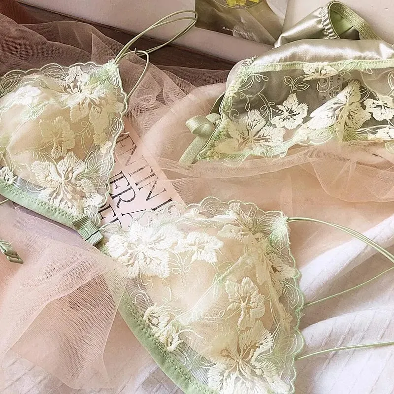 Conjunto de lencería de nicho francés, Bralette con copa triangular de malla bordada, sin aros, encaje Retro, sujetador fino y Sexy cómodo, Tushy MOYISU de EE. UU. — image 1