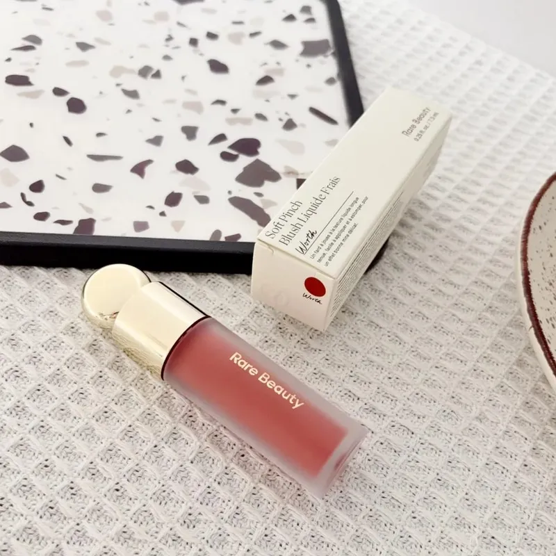 Rare Beauty Soft Pinch Liquid Blush เนียน บางเบา ระบายอากาศได้ดี ติดทนนาน แต่งหน้าอวบอิ่ม Hope Love Virtue Happy Wonder Worth — image 11