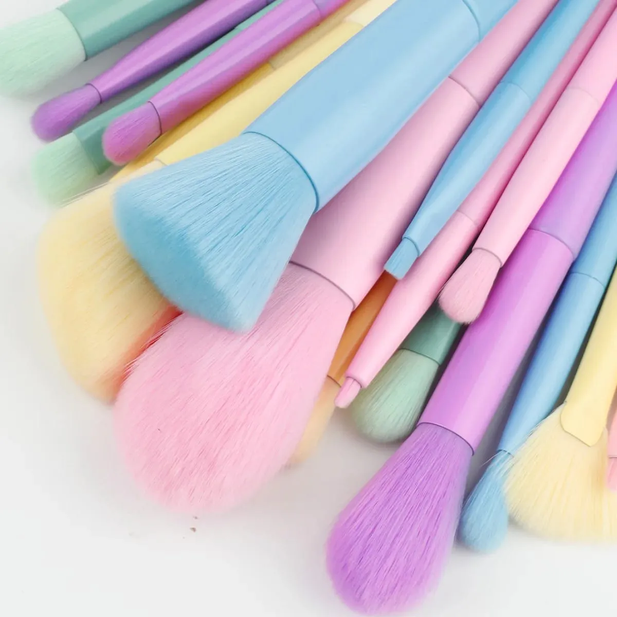 17 Color Multi-Color Makeup Brushes Color Brushes Makeup Brush Set Makeup Tools Full Set — image 3