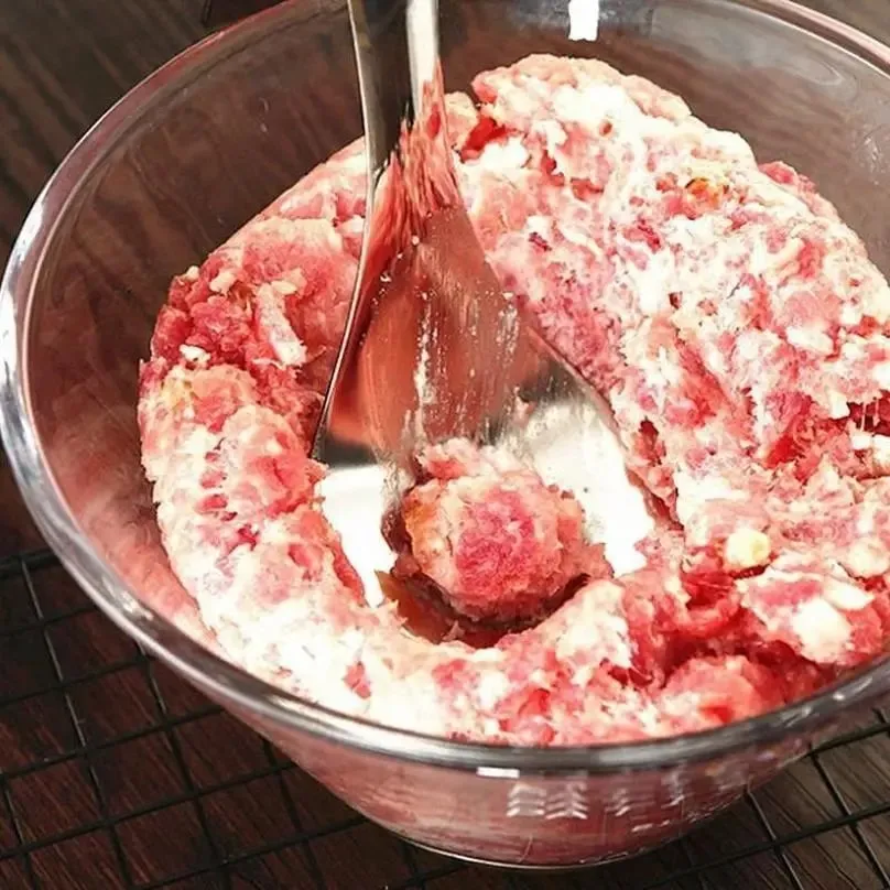 1 ks Maker Lžíce Maso Baller s eliptickým otvorem pro únik Nerezová forma na maso Kuličková forma Kuchyňské pomůcky na maso