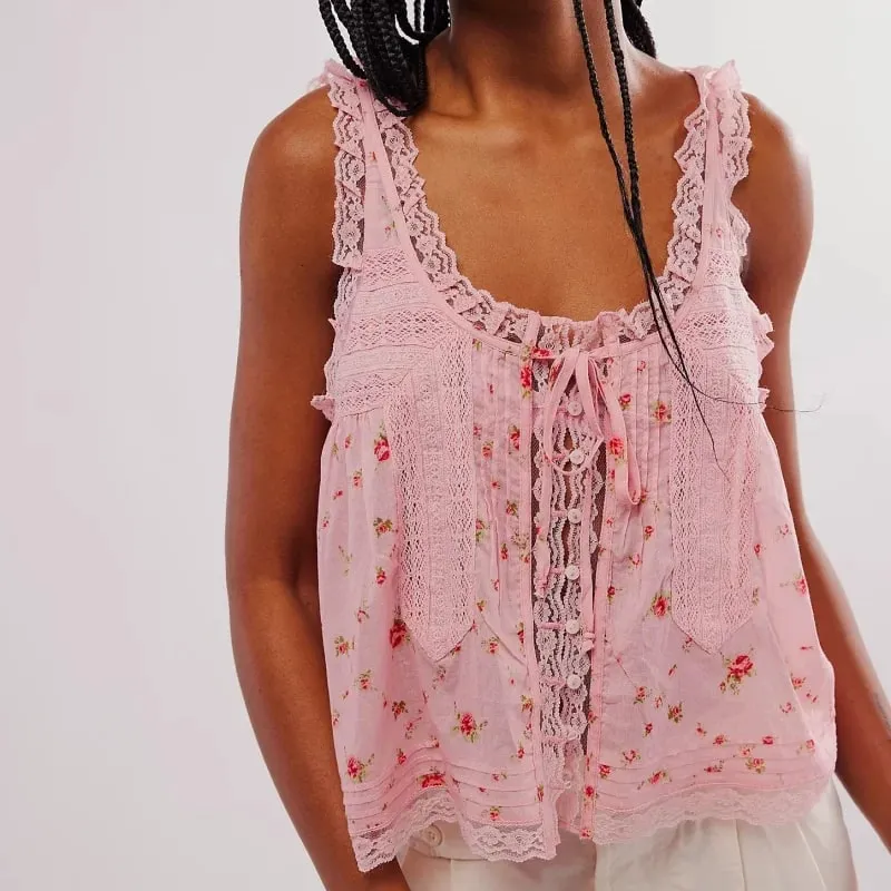 Y2Kปุ่มขึ้นลูกไม้Trim Patchwork Cami TopsหลวมFitรอบคอเสื้อกั๊กแขนกุดOutwear Gilet Crop Tank Topsสำหรับผู้หญิง — image 2