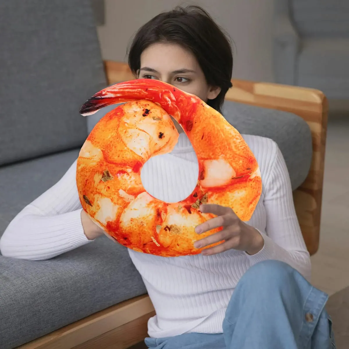 Cuscino realistico per gamberetti cotti Cuscino per il collo morbido e confortevole Simulazione divertente Cuscino per alimenti Decorazioni per la casa Simpatico oggetto da cucina creativo — image 5