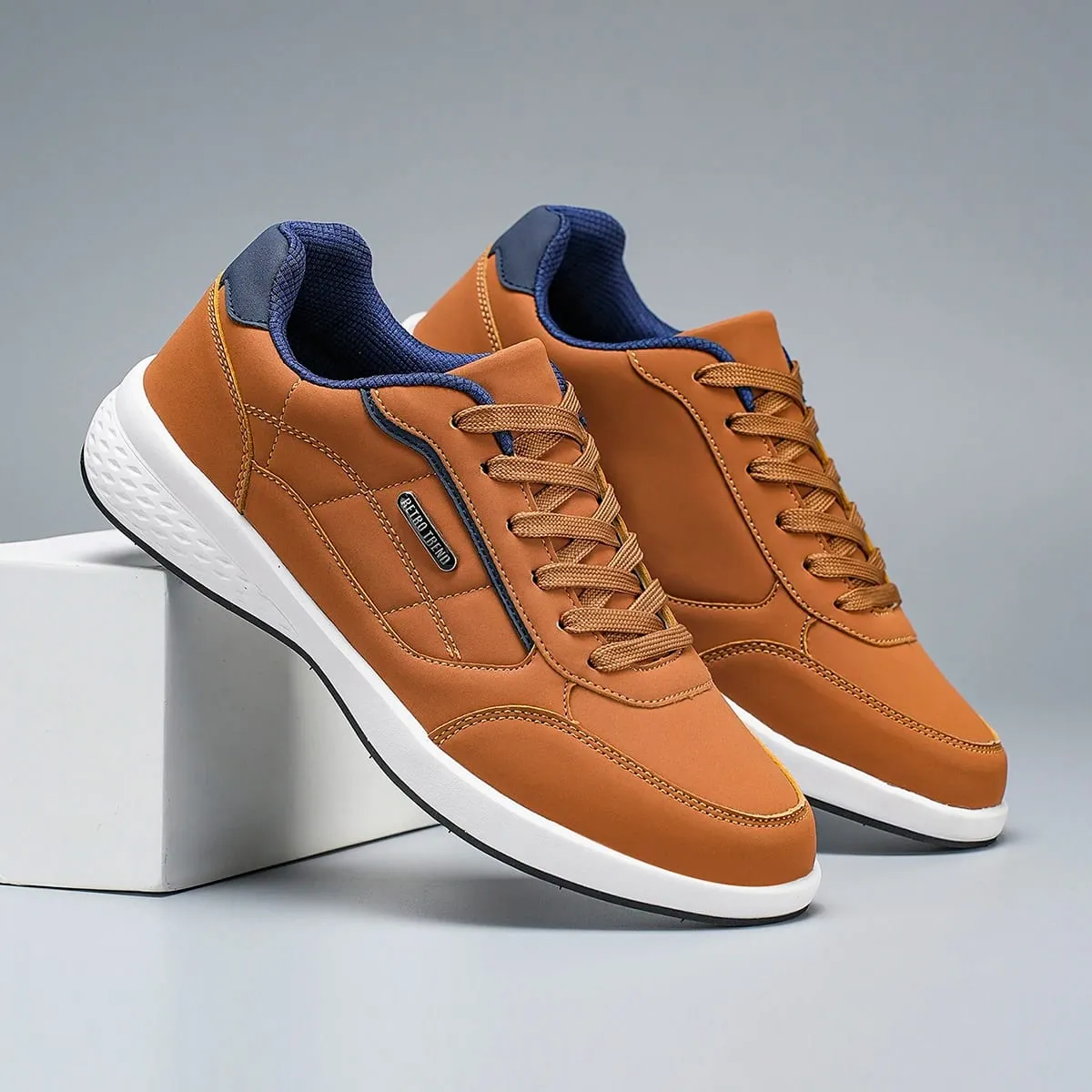 Neue Atmungsaktive Leder Männer Schuhe Leichte Bequeme Männer Turnschuhe Fashions Lace Up Casual Schuhe Flache Schuhe Zapatillas Hombre — image 2