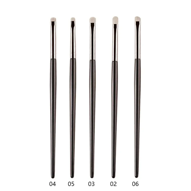 1pc White Pony Hair Ombretto Pennelli per trucco Piccola sbavatura Precisione Piega Dettaglio Smussatura Ombretto Pennello per trucco Liner Labbro