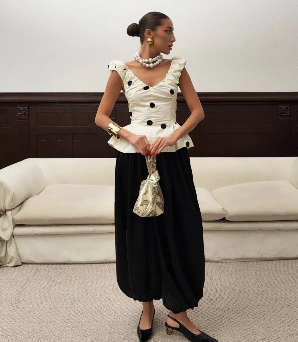 Tank Top Polka Dot Leher V Dalam Ramping Rompi Sutra Tanpa Lengan Kerut Bahu Terbuka Camis Renda Punggung Terbuka Wanita — image 7