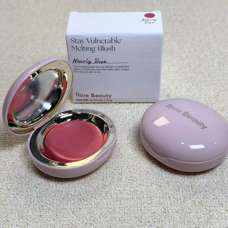 Rare Beauty Liquid Blush Natural Glow เกลี่ยง่าย ในขณะที่ Velvet Blush Stick กันน้ำ กันเหงื่อ น้ำหนักเบา แต่งหน้าติดทนนาน — image 22